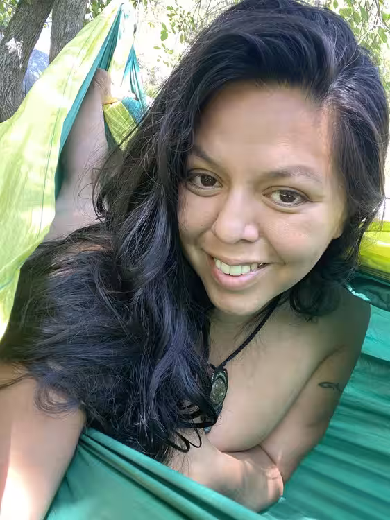 Escort Esmeeplease in Bakersfield, CA