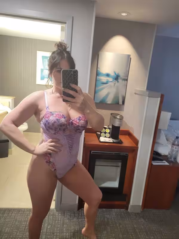 Escort/Massage Amara in Boston, MA