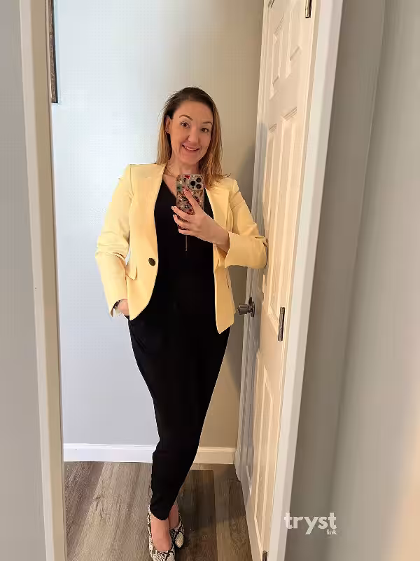 Escort/Massage Kare Bear in Boston, MA