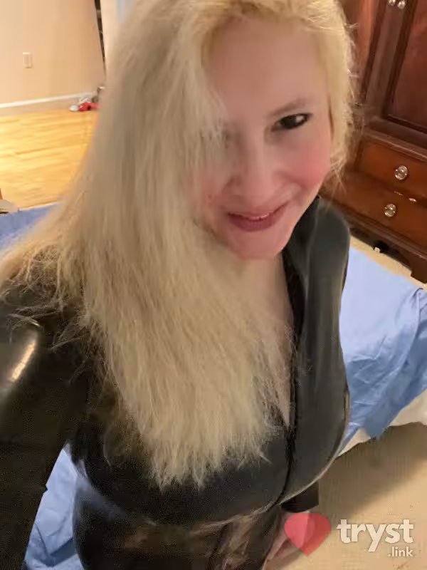 companion/Massage/S&M Gigi Amour in Boston, MA