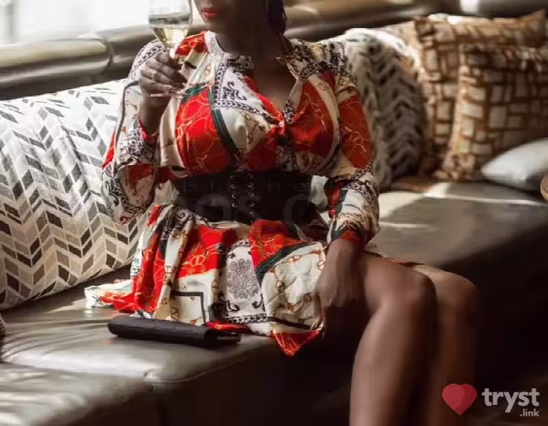 companion Kenya Parker in Chicago, IL