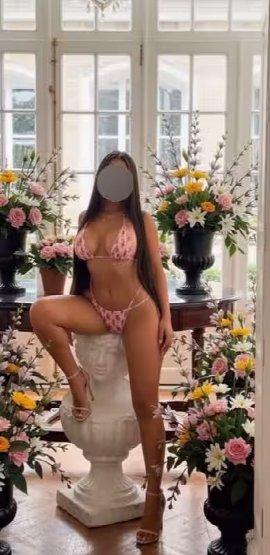 Escort Lia in Chicago, IL