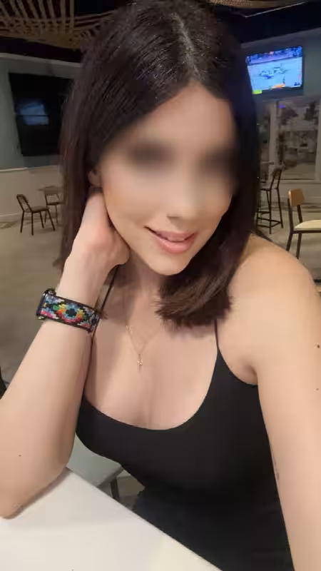 companion/Massage Ariana Rossi in Chicago, IL