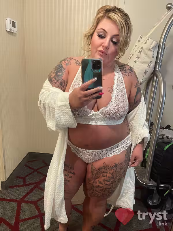 companion/Massage Dallas in Cleveland, OH