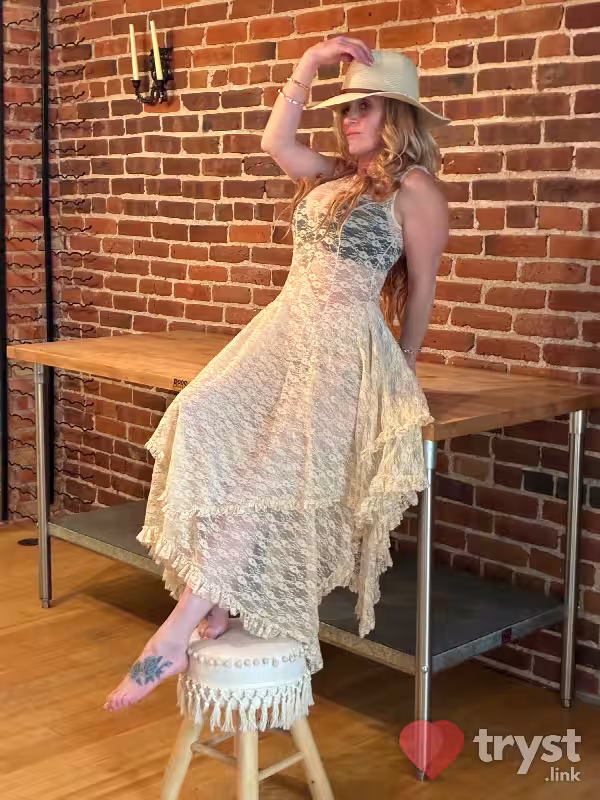 companion/Massage Sydney Coxxx / Sydney Sol in Denver, CO