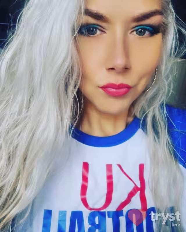 companion/Massage Emmie in Kansas City, KS