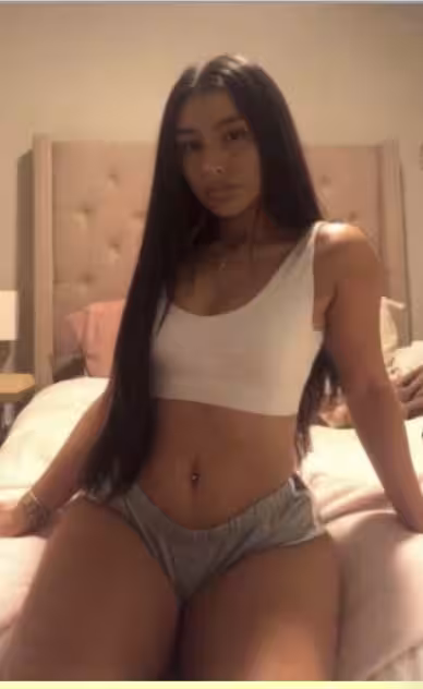 Escort Rayna / Reina in Los Angeles, CA