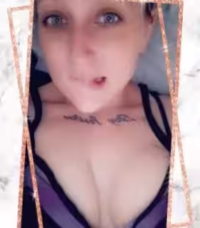 Escort Kate in Milwaukee, WI