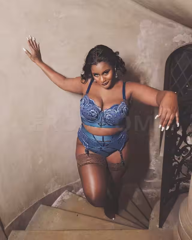 Escort/Massage/S&M Lady Opium / Mia Betancourt in New York City - Manhattan, NY