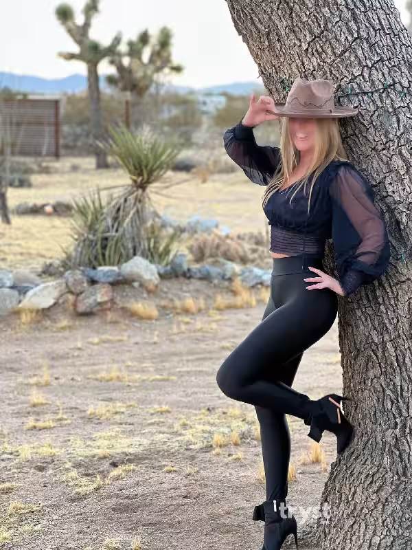 Escort Valerie Elcoquette in Newport Beach, CA