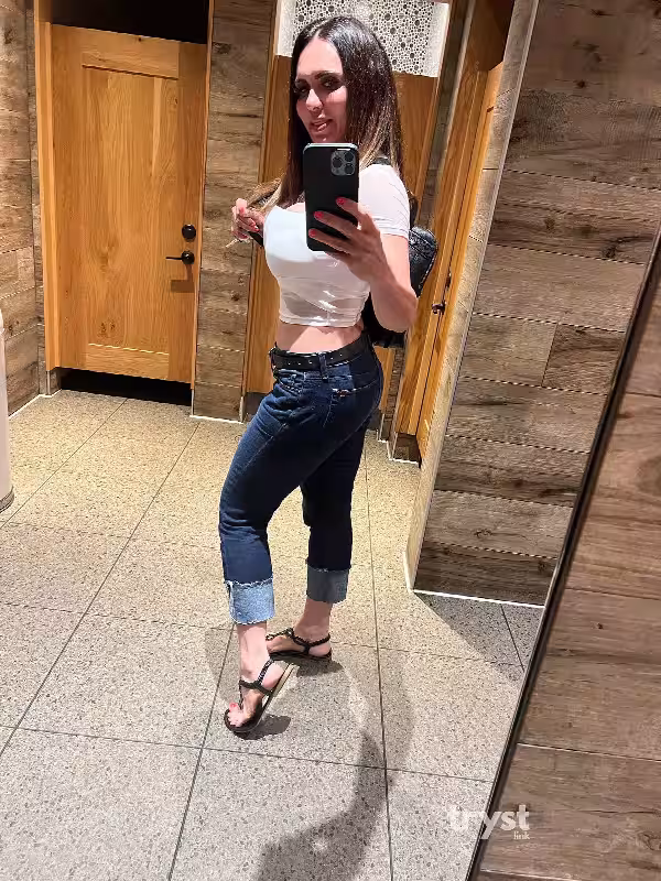 companion/Massage Brittany Best in Phoenix, AZ