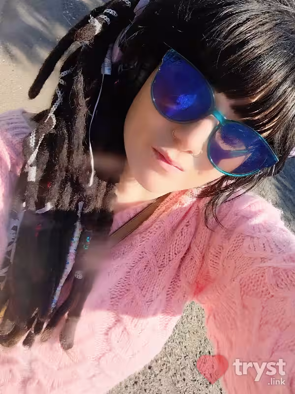 Escort Nora in Phoenix, AZ