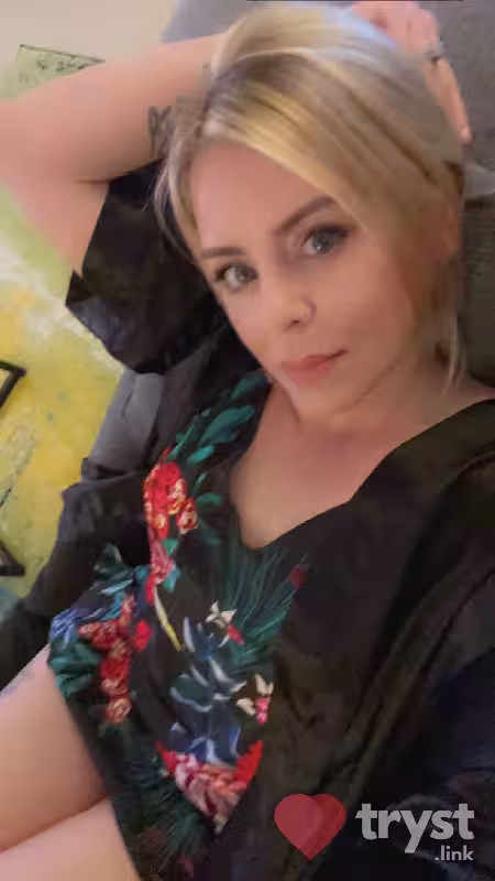 companion/Massage Anastasia / Ana in Saint Paul, MN