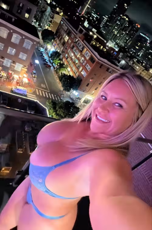Escort Gia Jade in San Diego, CA
