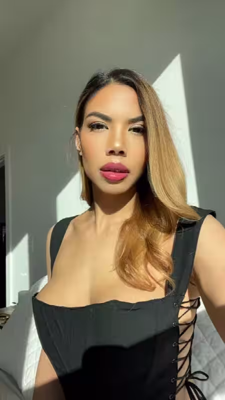 Escort Luna Carmel in San Francisco, CA