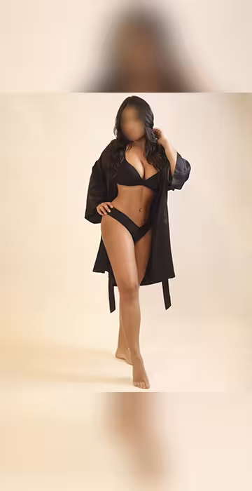Escort Lia in Tysons Corner, VA
