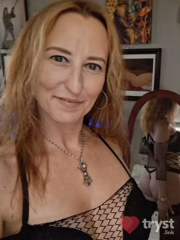S&M Mistress Scarlett in Washington, D.C., DC